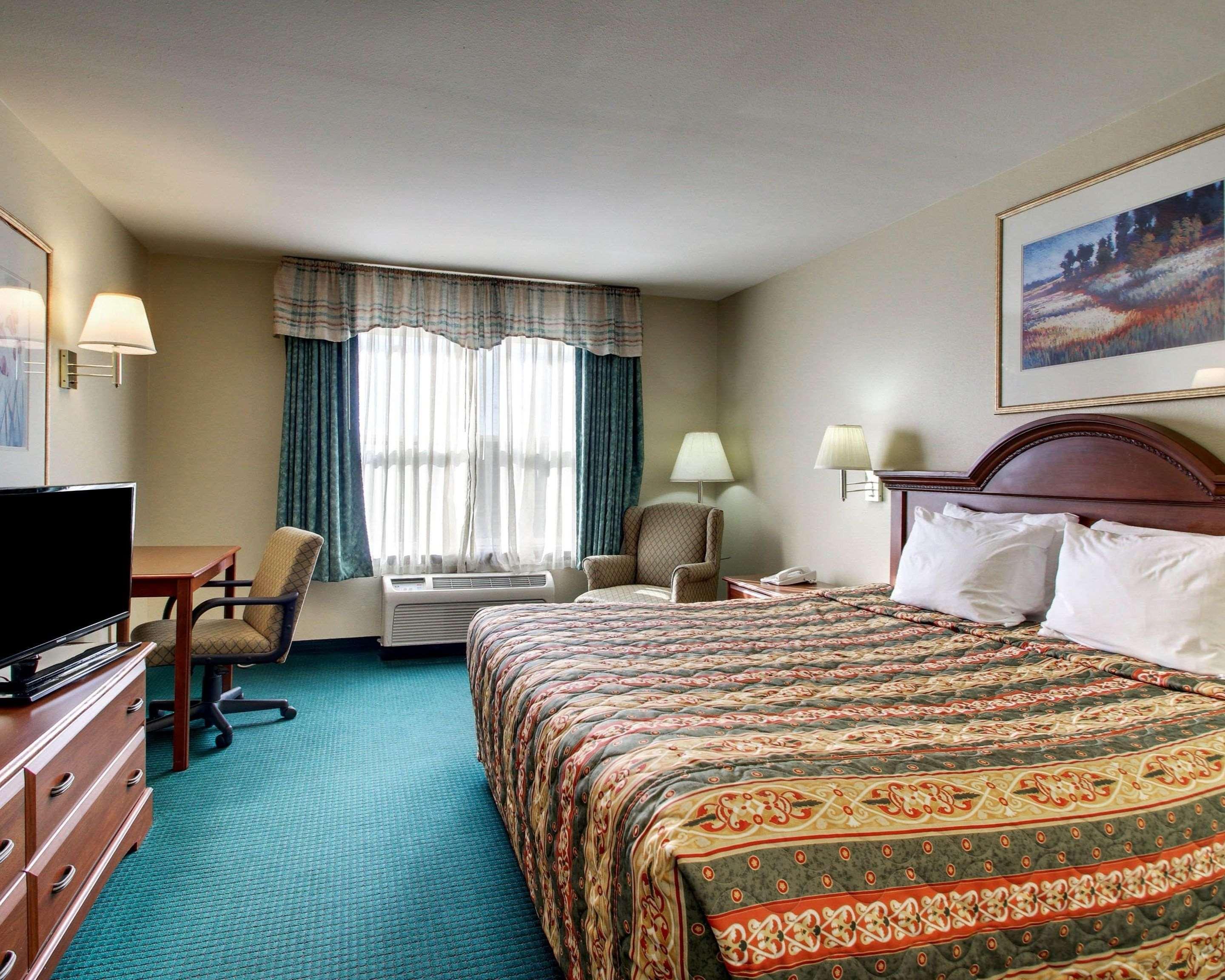 Econo Lodge Inn & Suites Flowood Dış mekan fotoğraf
