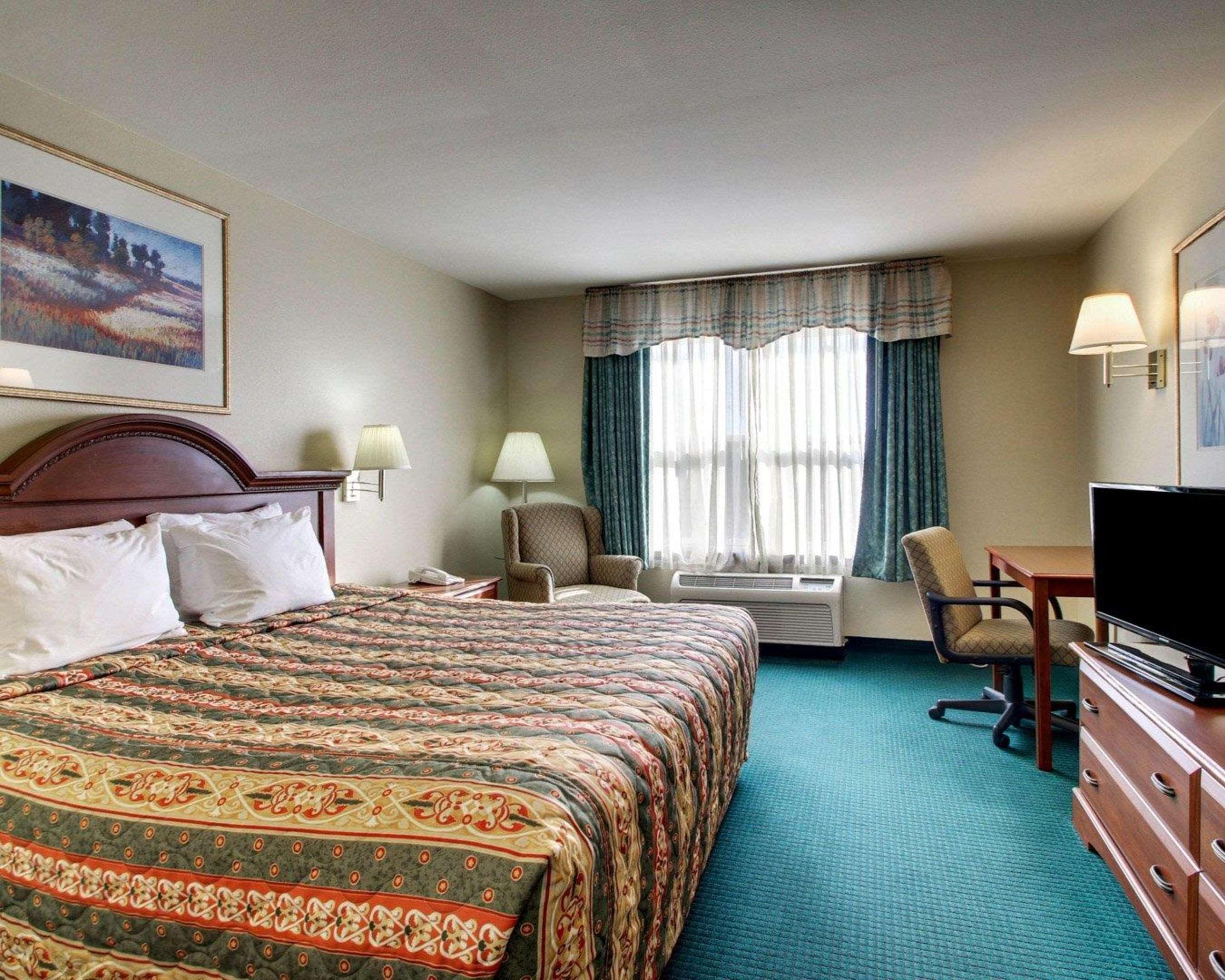 Econo Lodge Inn & Suites Flowood Dış mekan fotoğraf