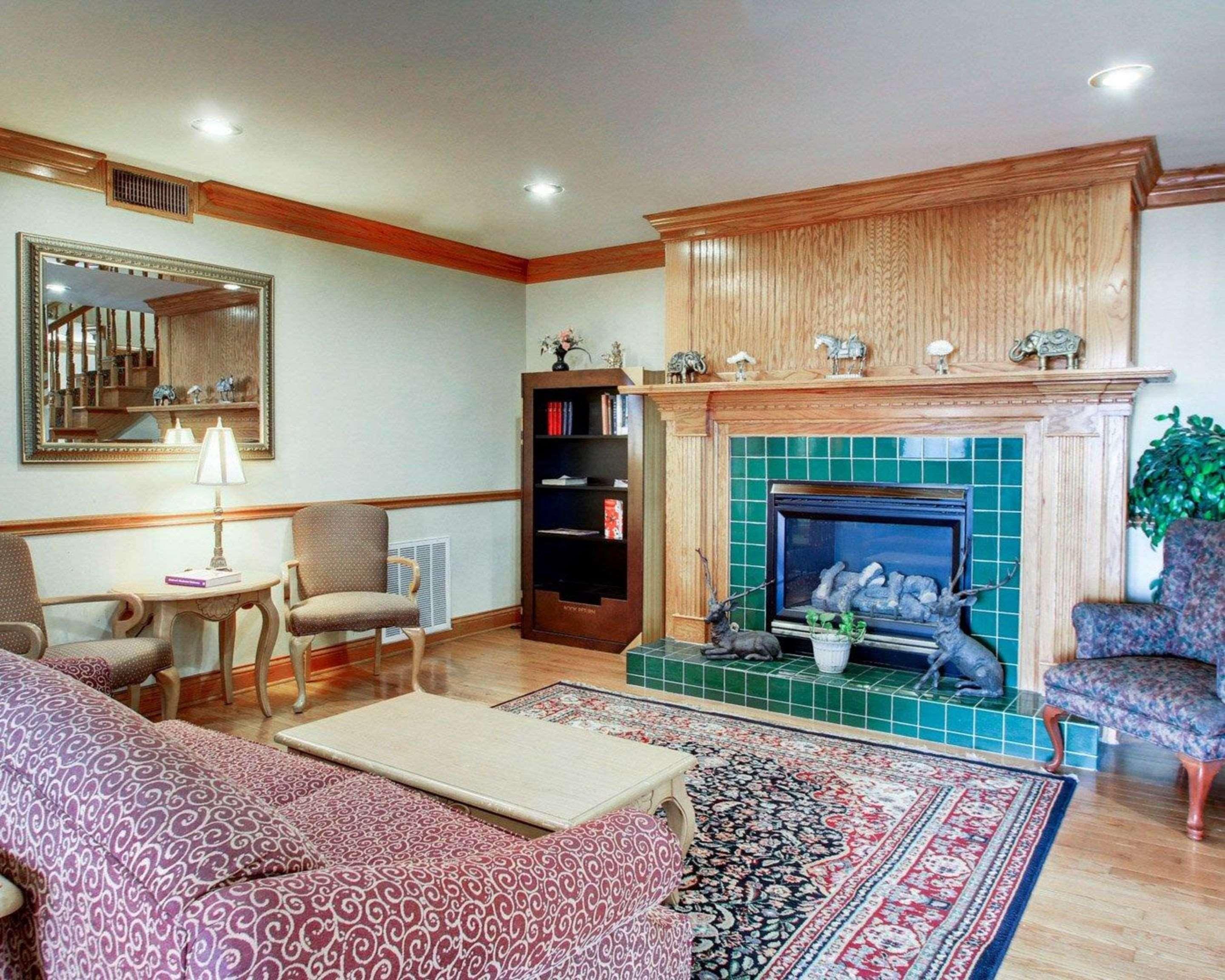 Econo Lodge Inn & Suites Flowood Dış mekan fotoğraf