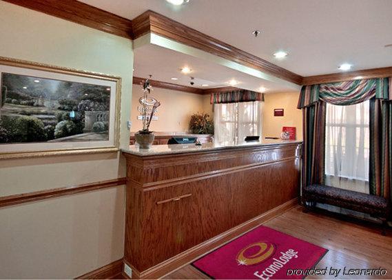 Econo Lodge Inn & Suites Flowood İç mekan fotoğraf
